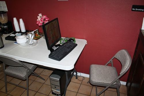アメリカズ ベスト バリュー イン リバーモア リバモア エクステリア 写真